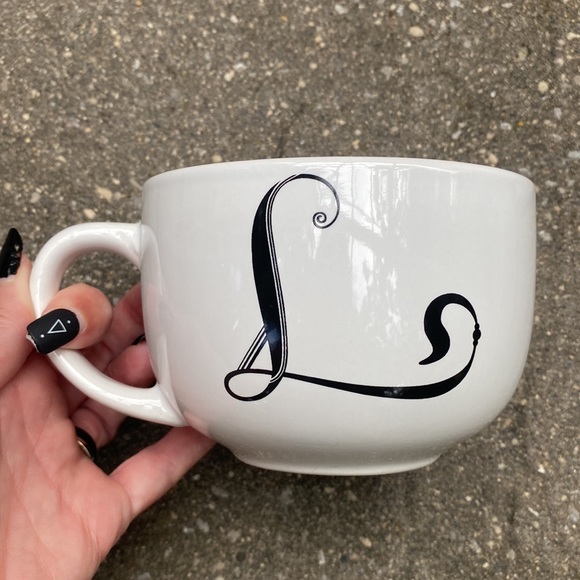 Fisher Stoneware "L" Monogrammed Coffee Tea Mug Large white and Black - Picture 1 of 11